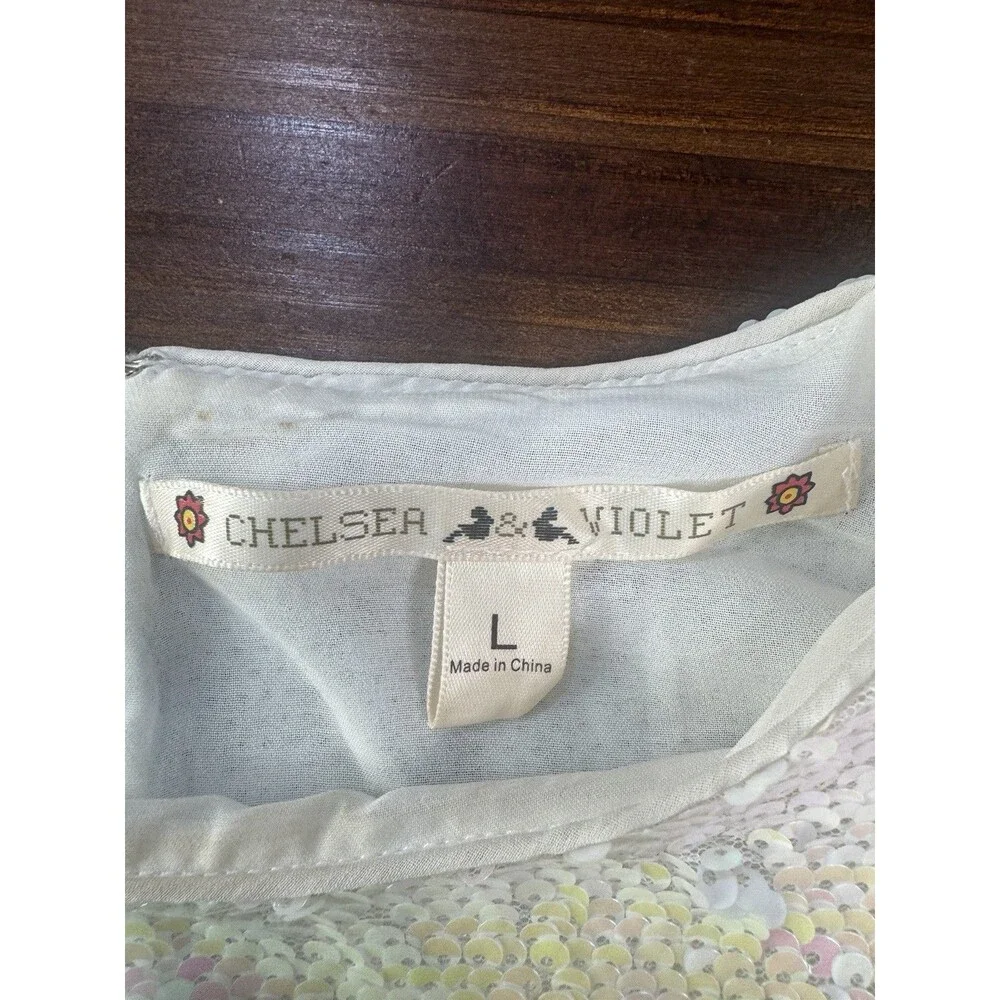 Chelsea & Violet White Opal Sequin Top Large - Picture 6 of 9